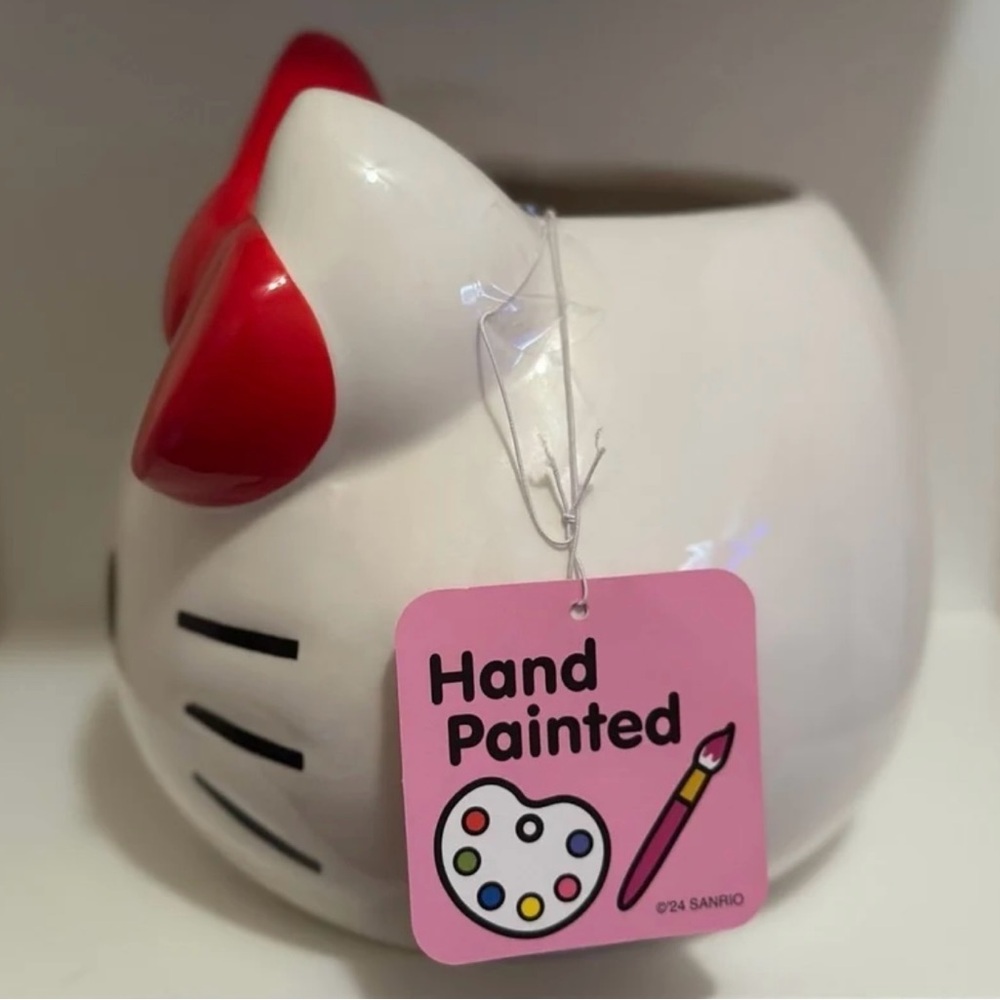 Hello kitty planter - Picture 2 of 4
